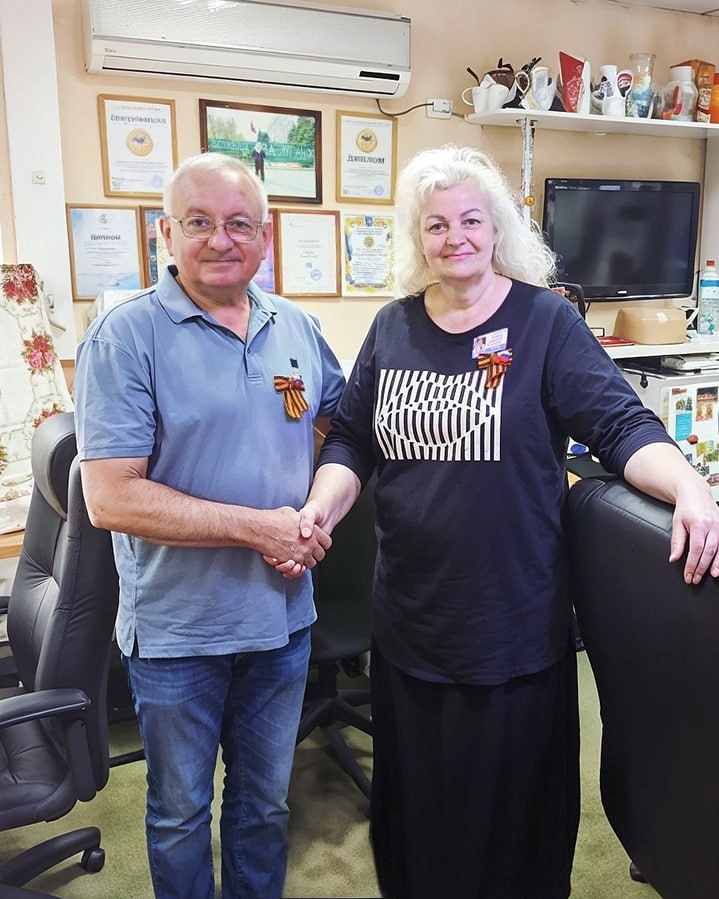 SrueDyB2r0s.jpg SrueDyB2r0s.jpg